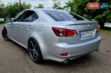 Седан Lexus IS 2010 в 