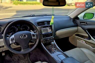 Седан Lexus IS 2010 в 