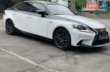 Седан Lexus IS 2016 в 