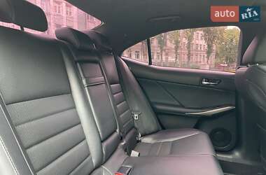 Седан Lexus IS 2016 в 