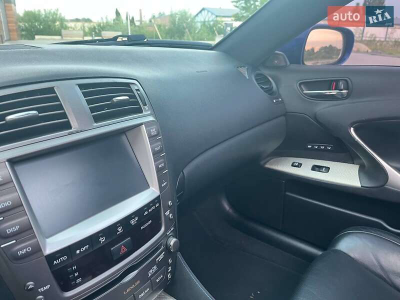Седан Lexus IS 2008 в Києві