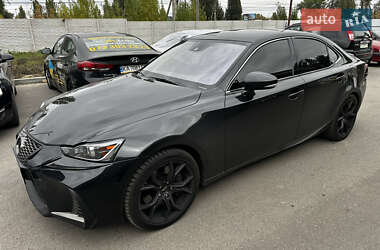 Седан Lexus IS 2016 в 