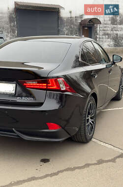 Седан Lexus IS 2014 в 