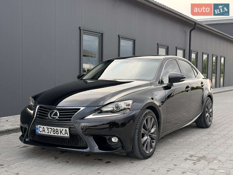 Седан Lexus IS 2014 в Тернополе