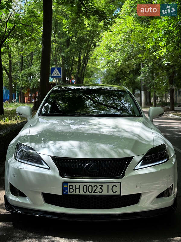 Седан Lexus IS 2008 в Одесі