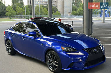 Седан Lexus IS 2014 в 