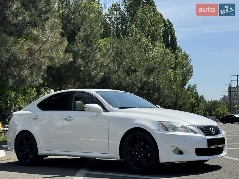 Седан Lexus IS 2010 в Одесі