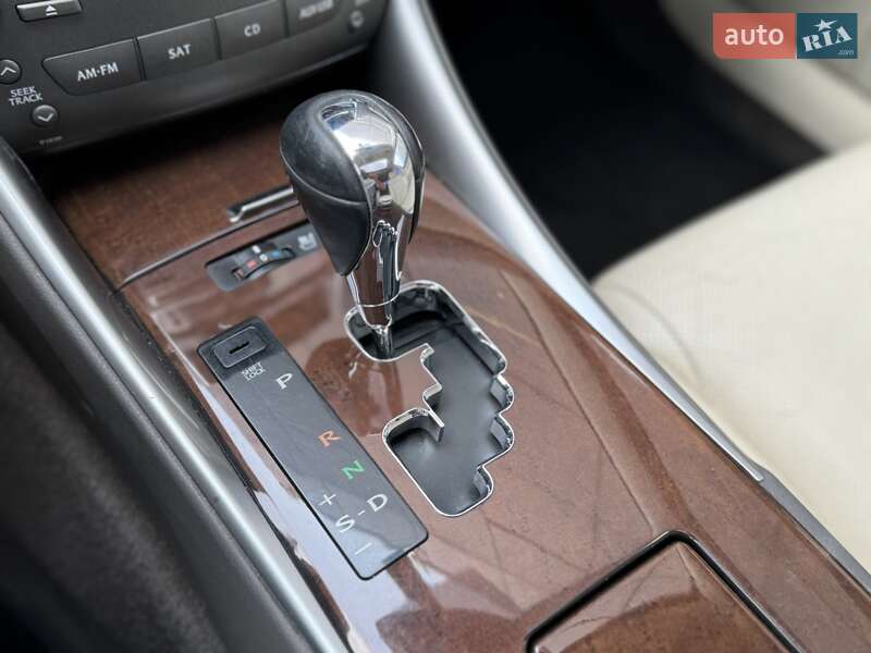Седан Lexus IS 2010 в Одесі