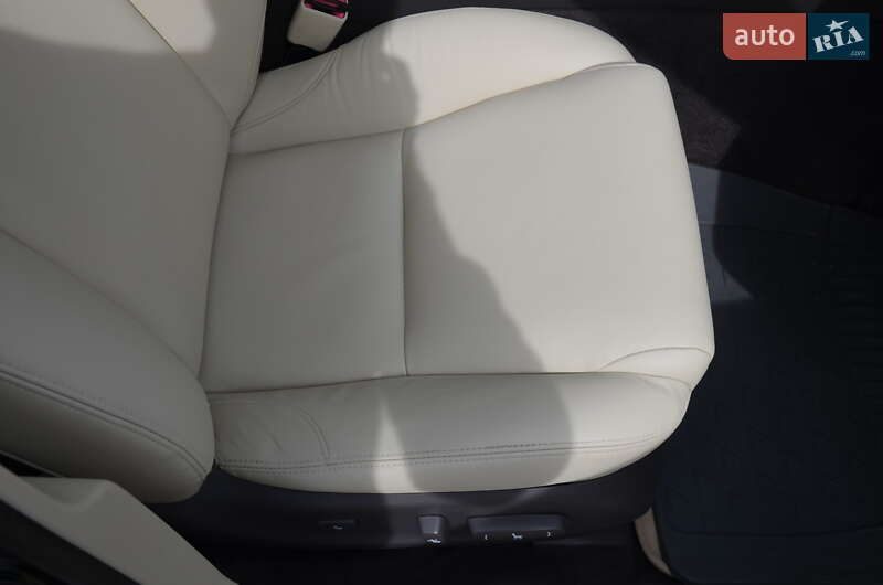 Седан Lexus IS 2010 в Харькове