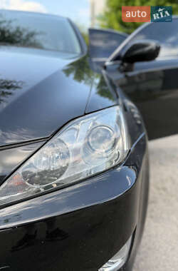 Седан Lexus IS 2006 в 