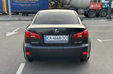 Седан Lexus IS 2005 в 