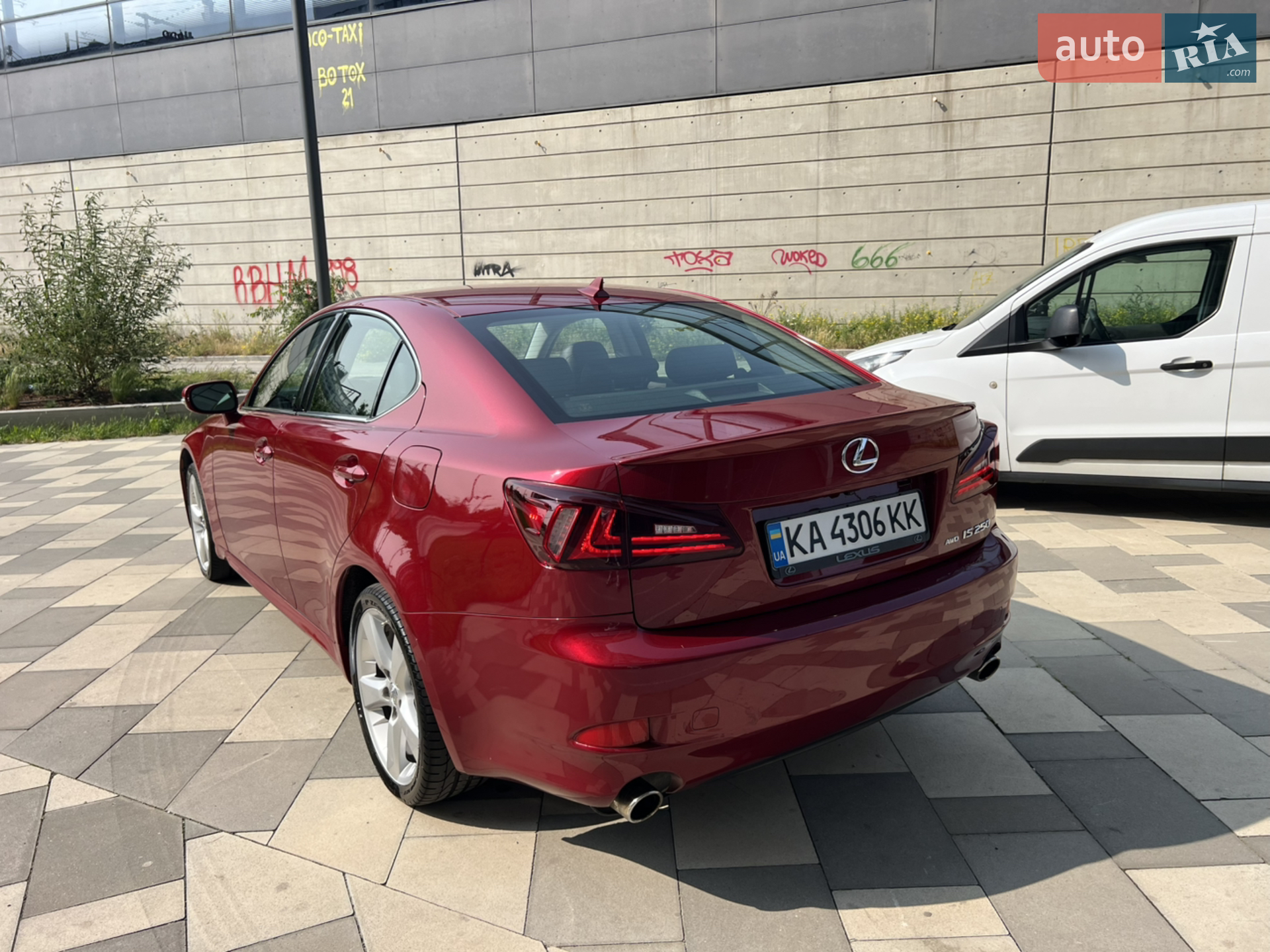 2012 Lexus IS - мініатюра 4