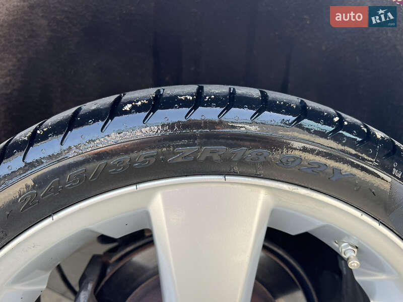 Седан Lexus IS 2012 в Киеве