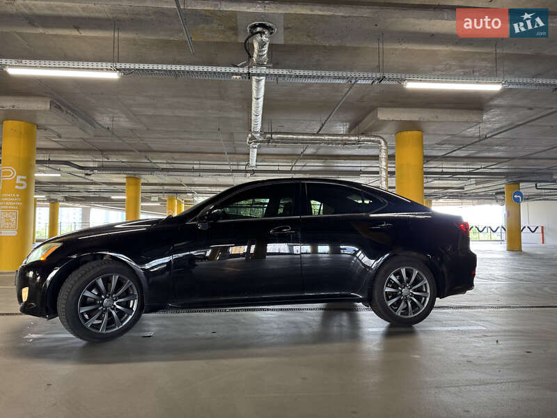 Седан Lexus IS 2006 в Києві