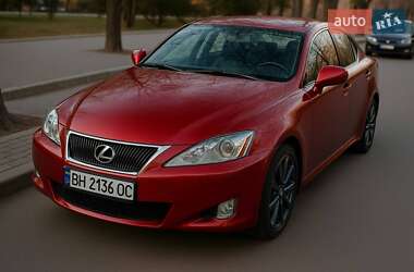 Седан Lexus IS 2008 в Измаиле