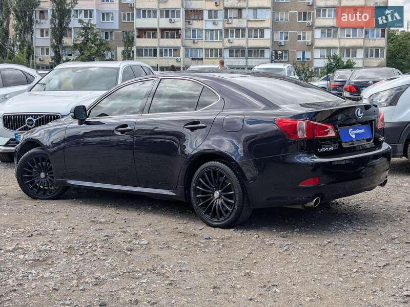 Седан Lexus IS 2011 в Києві