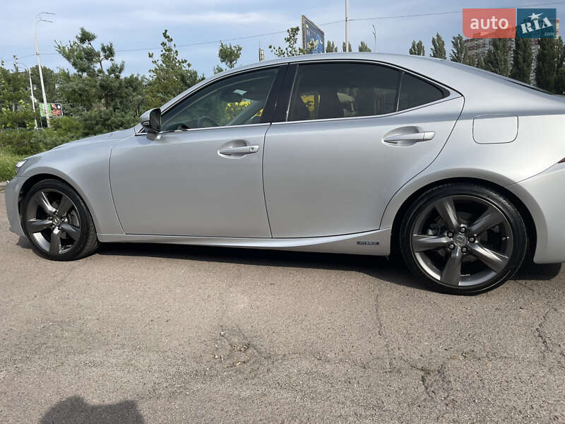 Седан Lexus IS 2014 в Киеве