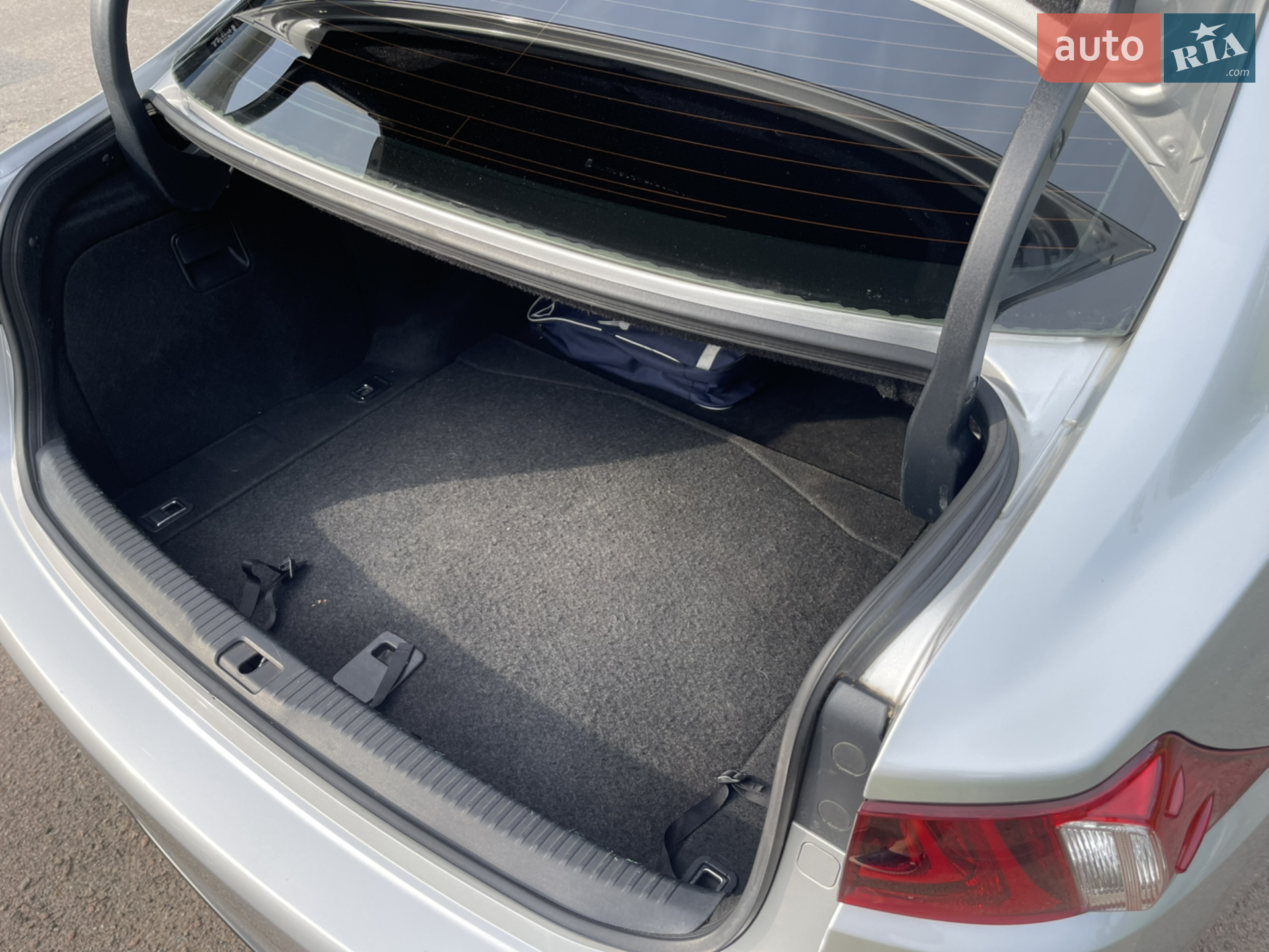 2014 Lexus IS - мініатюра 32