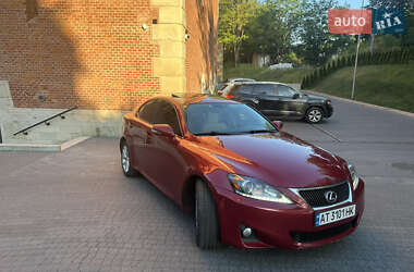 Седан Lexus IS 2011 в 