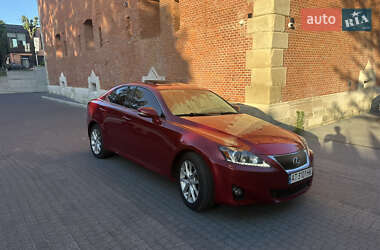Седан Lexus IS 2011 в Львове