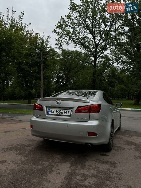 Седан Lexus IS 2006 в Харькове