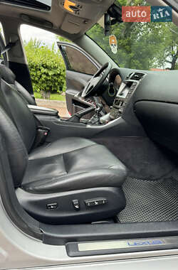 Седан Lexus IS 2006 в 