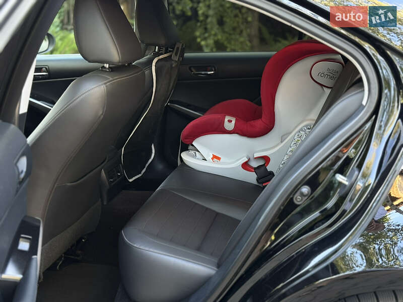 Седан Lexus IS 2014 в Одессе