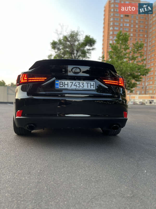 Седан Lexus IS 2013 в Одессе