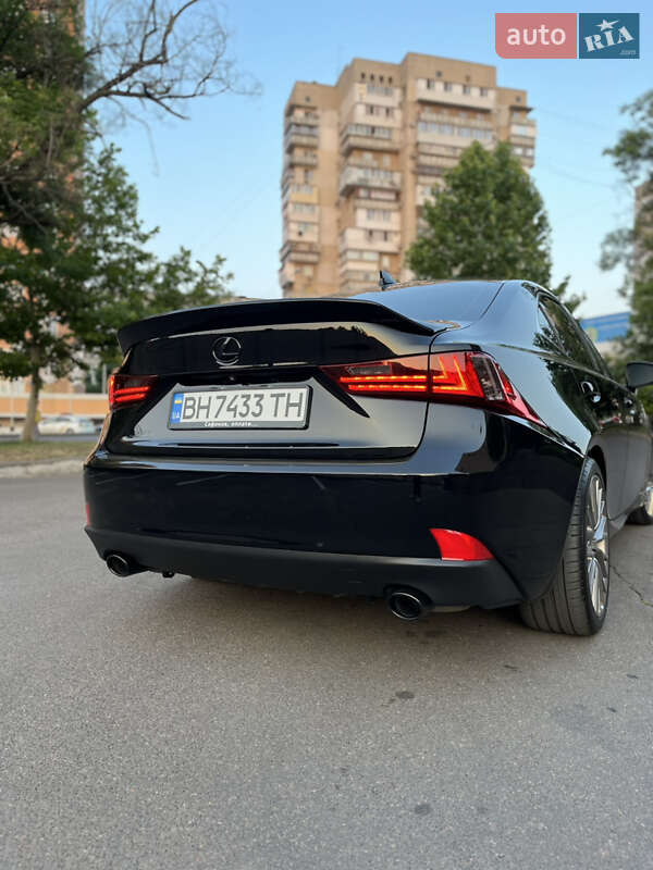 Седан Lexus IS 2013 в Одессе