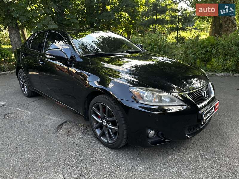 Седан Lexus IS 2011 в Киеве