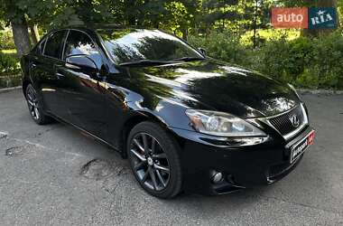Седан Lexus IS 2011 в 