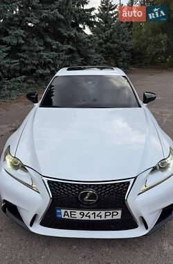 Седан Lexus IS 2017 в Чернигове
