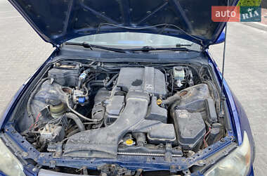 Седан Lexus IS 1999 в 