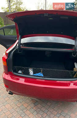 Седан Lexus IS 2008 в 