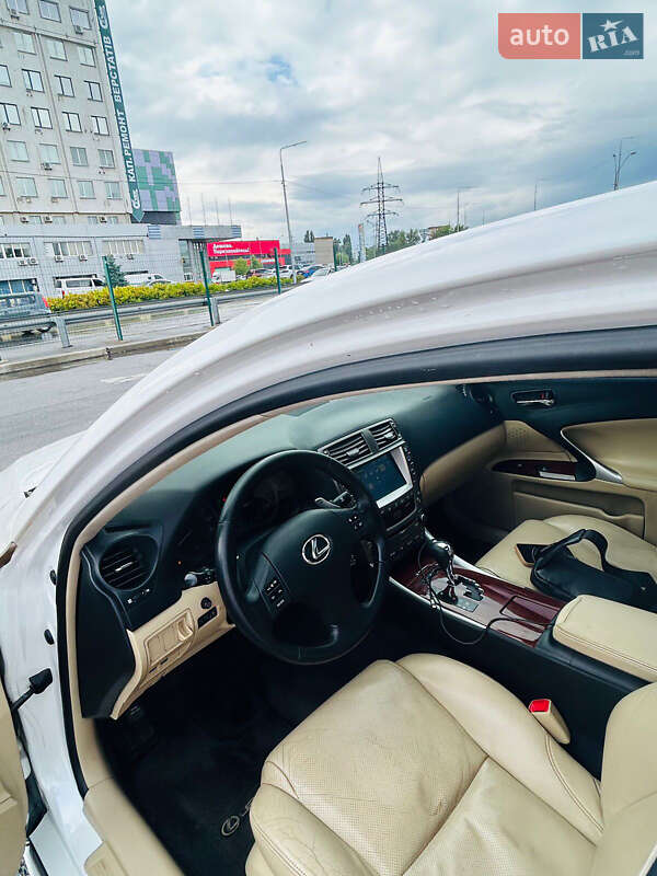 Седан Lexus IS 2008 в Києві