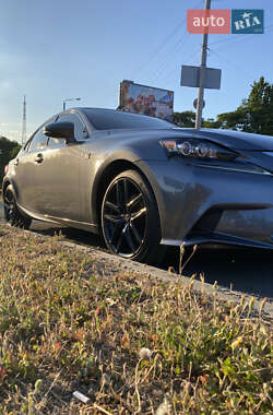 Седан Lexus IS 2013 в 