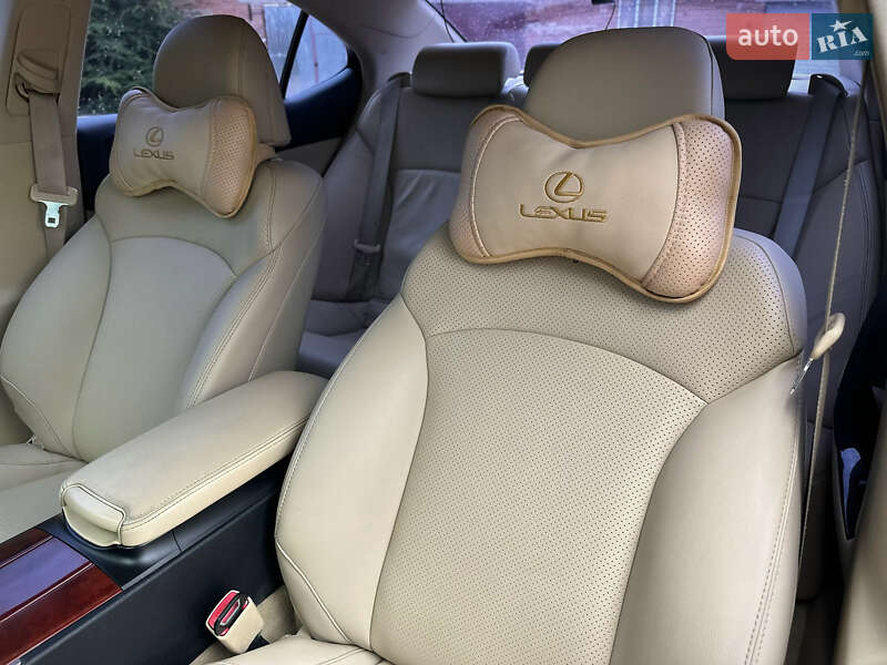 Седан Lexus IS 2007 в Киеве