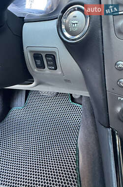 Седан Lexus IS 2005 в 