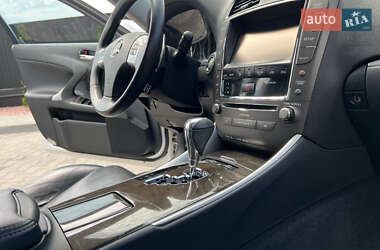 Седан Lexus IS 2013 в 