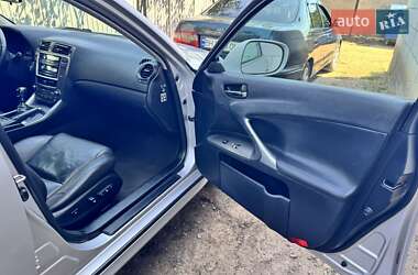 Седан Lexus IS 2005 в 