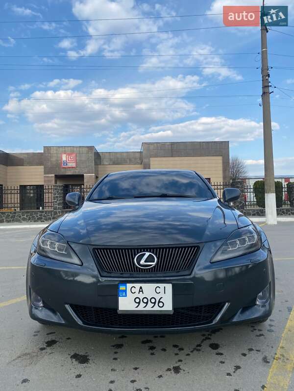 Lexus IS 2006
