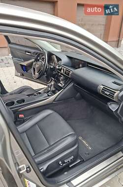 Седан Lexus IS 2013 в Ивано-Франковске