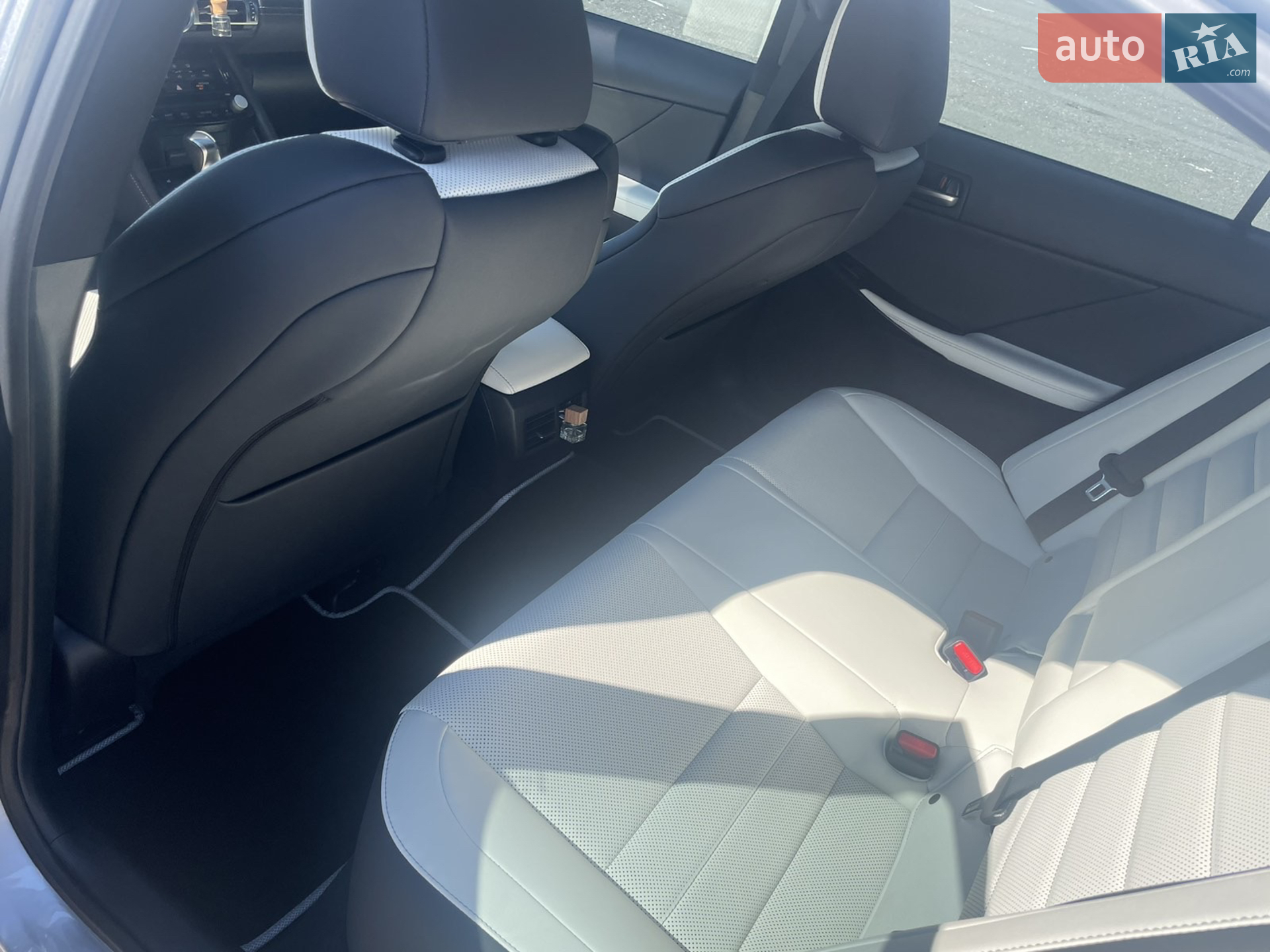2022 Lexus IS - мініатюра 19