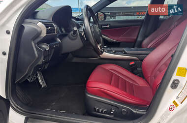 Седан Lexus IS 2015 в Киеве