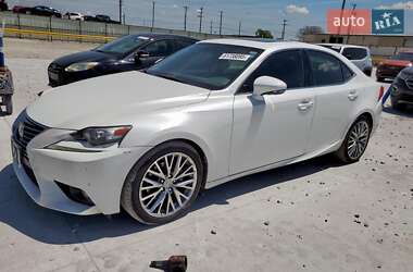 Седан Lexus IS 2014 в 