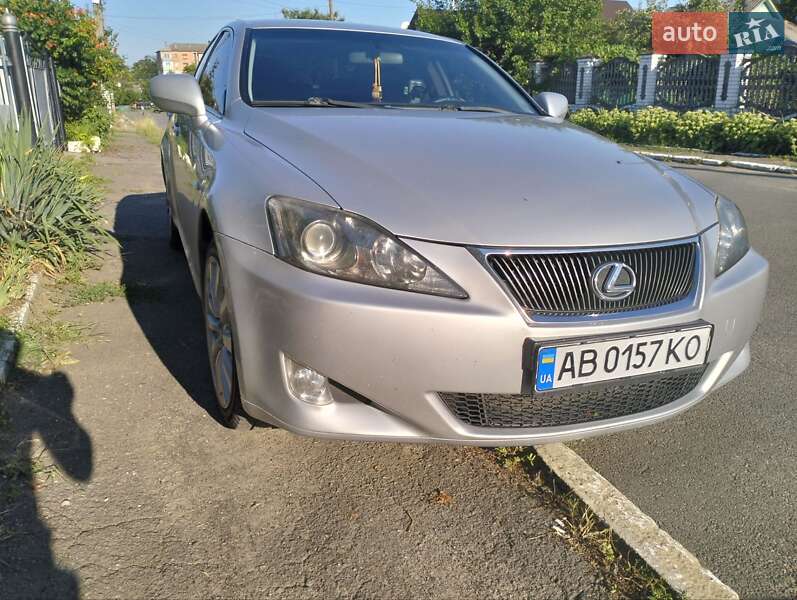 Седан Lexus IS 2007 в 