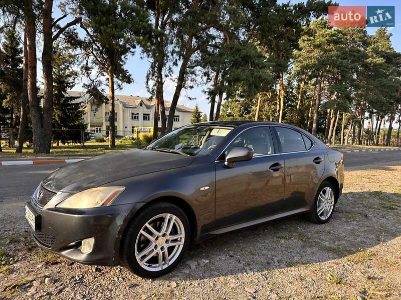 Lexus IS 2006