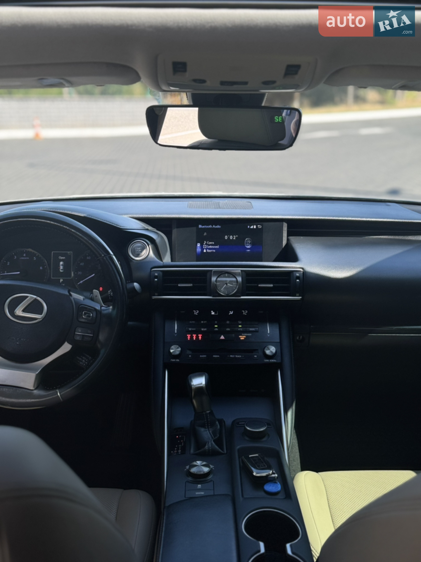 2017 Lexus IS - мініатюра 8