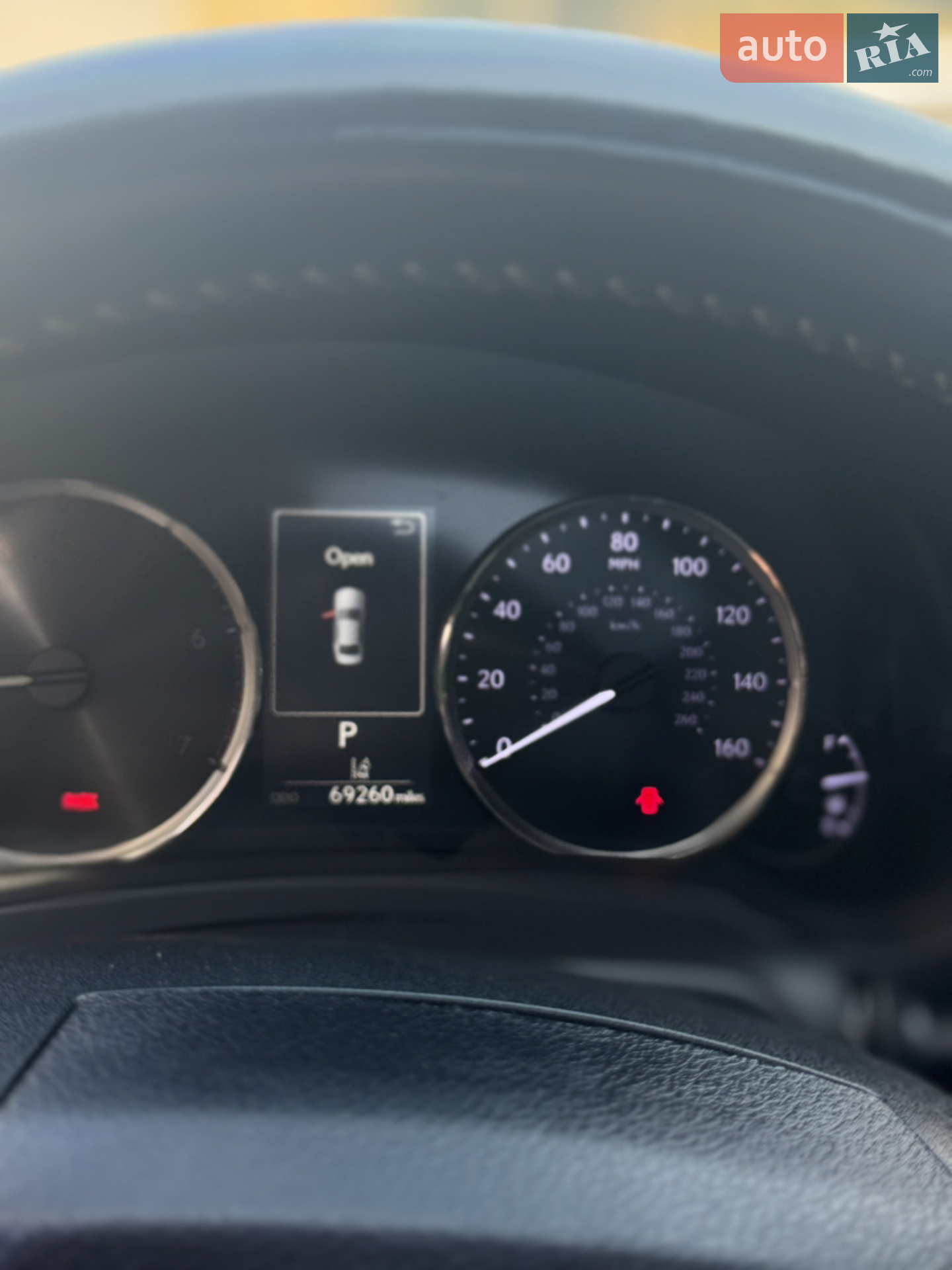 2017 Lexus IS - мініатюра 10