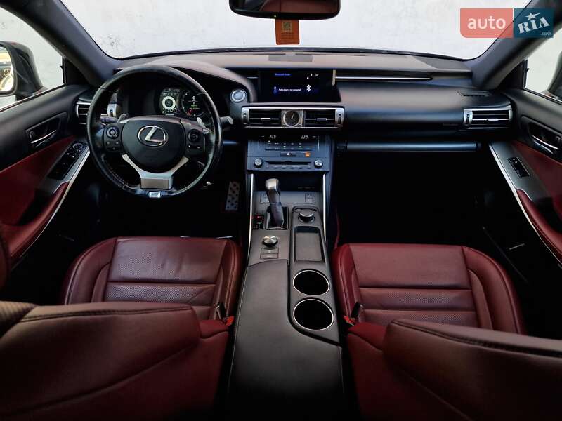 Седан Lexus IS 2016 в Одессе